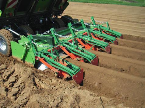 Koen Vranken, PIBO-Campus De ruggenteelt is meestal gevoeliger voor erosie door de intensieve bewerking van de bodem waarbij de ruggen worden opgebouwd met een zeer fijne bodemstructuur.