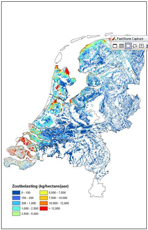 4.3.3 Wat betekent dit voor brakke en zoute kwel? Interne verzilting De lagere grondwaterstanden leiden tot een groter drukverschil tussen buitenwater en grondwater in de polder.