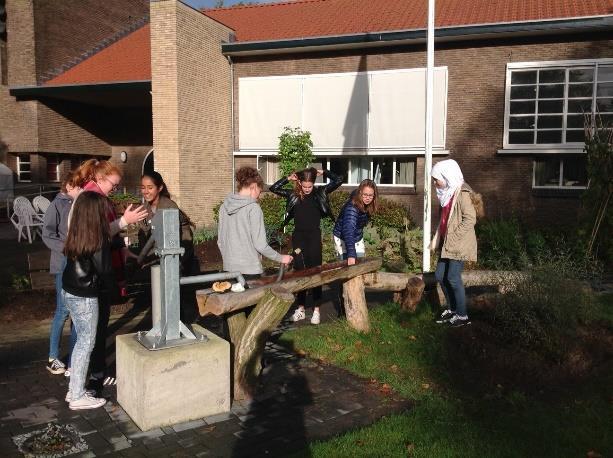 Buitenschools leren Tijdens onze les van het beroepsgerichte vak Zorg & Welzijn