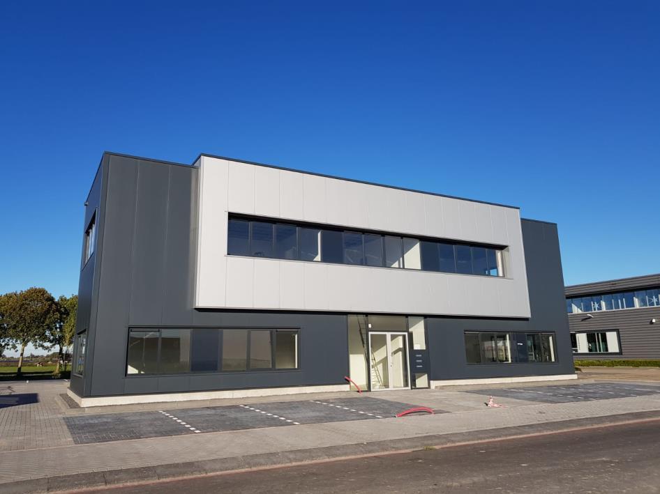 TE HUUR SEGERS STATE BINNENZEESTRAAT 14 BAANSTEE NOORD PURMEREND 3 NIEUWBOUW BEDRIJFSUNITS HOOGWAARDIG OPLEVERINGSNIVEAU 2 X 65 M² BVO,