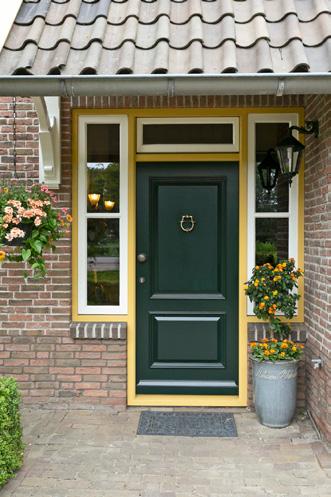 Slaapkamer 3 is in het midden van de woning gelegen en is voorzien van een radiator en een dakkapel.