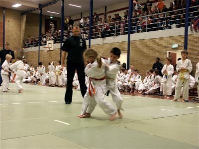 Ook is het mogelijk om op de wedstrijddagen, in sporthal De Valk, in te schrijven.