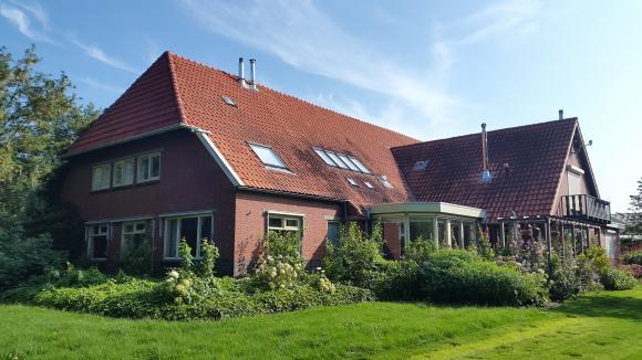 Vriescheloo, J. Buiskoolweg 7 - Verkocht Te koop aangeboden: Prachtig akkerbouwbedrijf, met een goed onderhouden gebouwencomplex en ca. 30 ha. cultuurgrond.