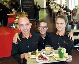 Geniet van een stukje biologische taart met een stukje koffie of thee of geniet een (h)eerlijke lunch.