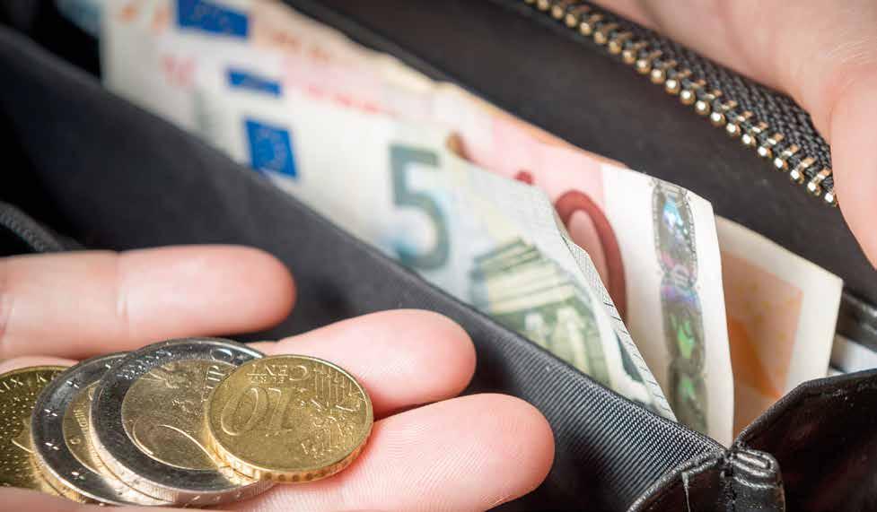 GELD DAT JE HEBT HET GEVOEL VAN ONVEILIGHEID OPLOSSEN IS BETER DAN ER BANG VOOR TE ZIJN Lokaal Belang wil maatregelen die zijn gericht op het intensiveren van de handhaving.