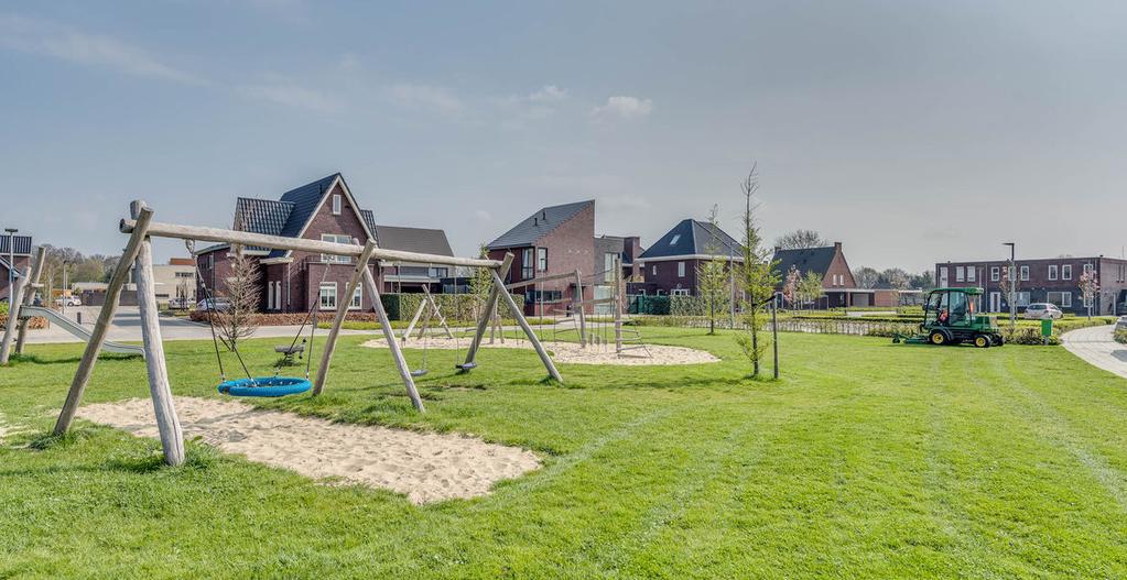 Prachtig uitzicht Op toplocatie in de mooie nieuwe woonwijk Hoebenakker gelegen vrijstaande woning. Vanuit deze woning heeft u een prachtig uitzicht op openbaar gebied met speeltuin.