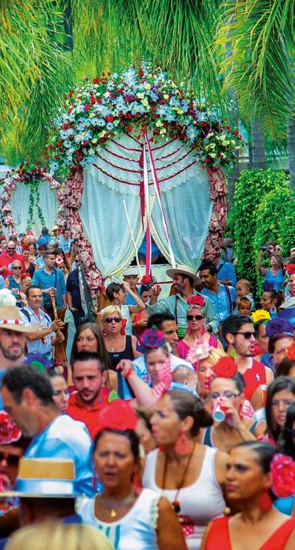 VOEL DE TRADITIE DE BELANGRIJKSTE STEDELIJKE PELGRIM OPTOCHT IN ANDALUSIE BEDEVAART en KERMIS VAN SINT