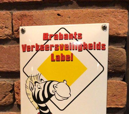 Verkeersveiligheid Op 7 november is het Brabants Verkeersveiligheids Label aan ons uitgereikt.