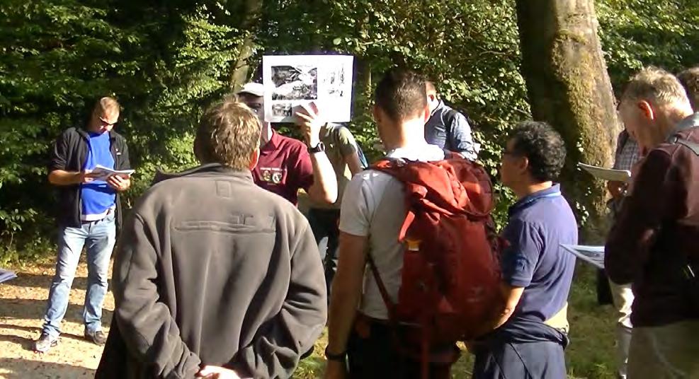 14 In het kader van het onderwerp Burgers in de Frontlinie vertelt onze gids Luuk Buist over zijn grootouders die naar de Oorsprong zijn gevlucht om te ontkomen aan de hevige strijd in Oosterbeek.