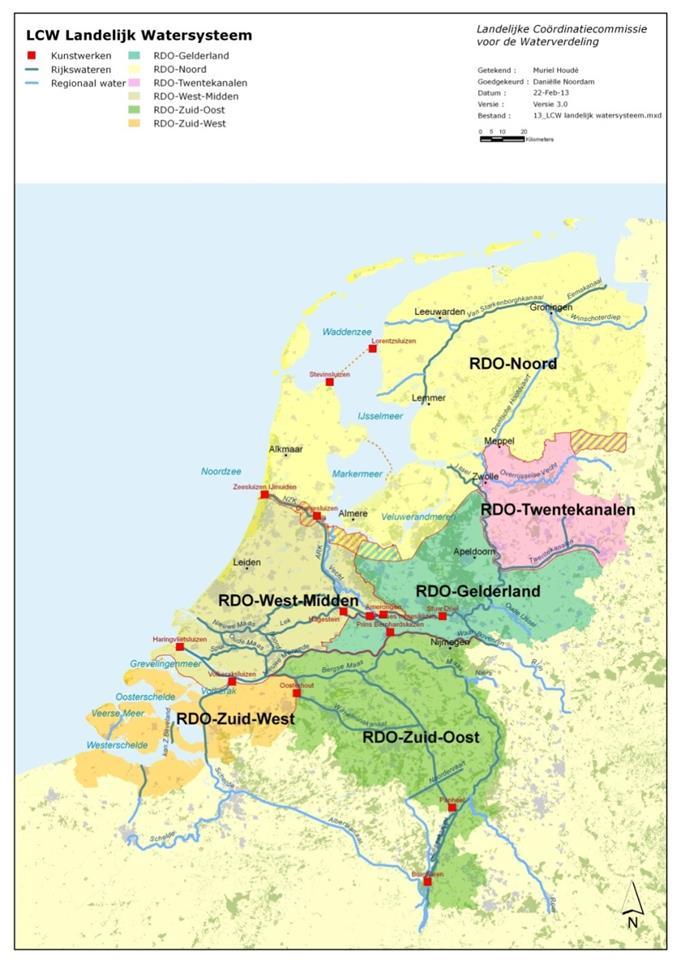 Landelijke crisisorganisatie waterkolom Niveau 0: normaal waterbeheer Waterschappen, RWS, provincie Niveau 1: dreigend watertekort Landelijke Coördinatiecommissie Waterverdeling (LCW) en zes