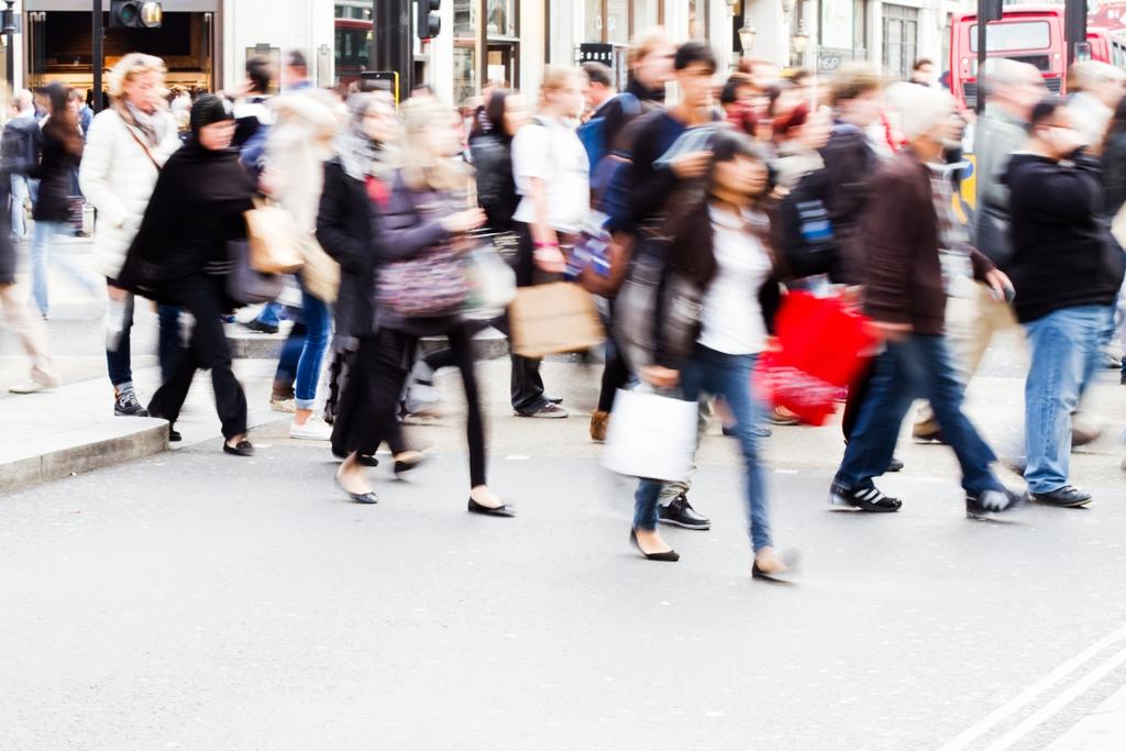 Waarom stakeholders van winkelgebieden nu aan de slag moeten 07-07-2016 09:25 Door Jos Voss en VÃ ronique Bulthuis Industry analyst en sectormanager retail en groothandel bij Rabobank Structurele