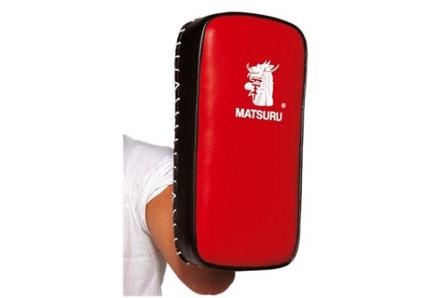 Arm Pad is de leverancier Arm pads, schopkussens en/of bokshandschoenen huren voor uw boksclinic of bootcamp?