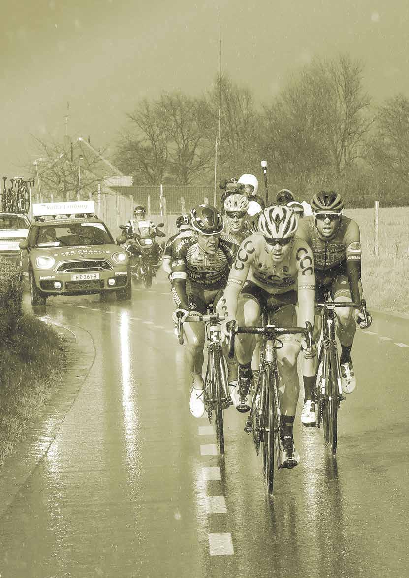 FOTOGRAFIE: DESWIJZEN FOTOGRAFIE Volta Limburg Classic 2018: De Gast en Tratnik sprinten naar felbegeerde zege Pas halverwege de race vormde zich de eerste serieuze kopgroep, die bestond uit een
