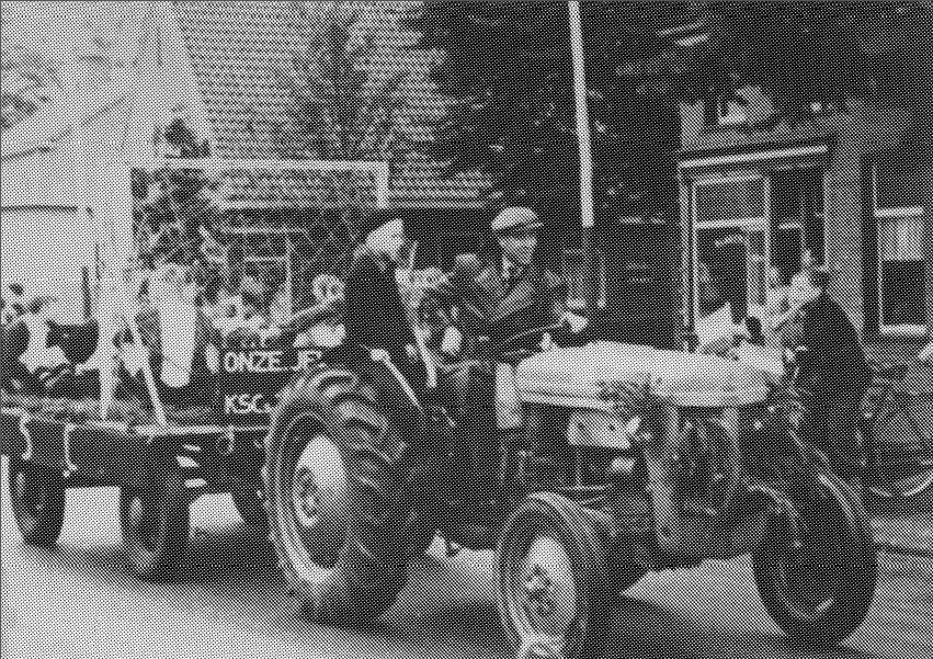 DE 50 ER JAREN VAN DE SENIOREN In 1953 werden zowel KSC 1 als KSC 3 kampioen De trainer was toen Geert ten Berge(z n