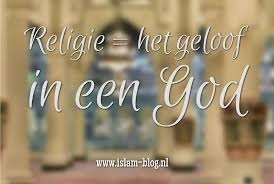 WIE IS GOD? God is geen naam, maar een titel.