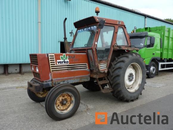 ID : 1041-005 Fiat 780 Landbouwtractor (7080 hrs) Merknaam : Fiat Model : 780 250,00 Landbouwtractor Merk: Fiat Model: 780 Chassisnummer: 351352 Uren: 7080 h Brandstof: Diesel Vermogen: 78 pk