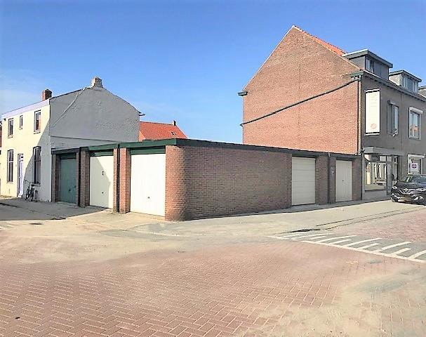 garageboxen vloeroppervlakte: 182 m²