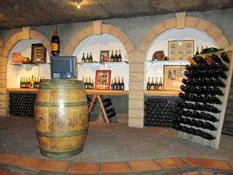 Weer een dag later vervolgden we de reis naar het om zijn wijnen bekende Stellenbosch met een bezoek aan OOM SAMIE SE WINKEL