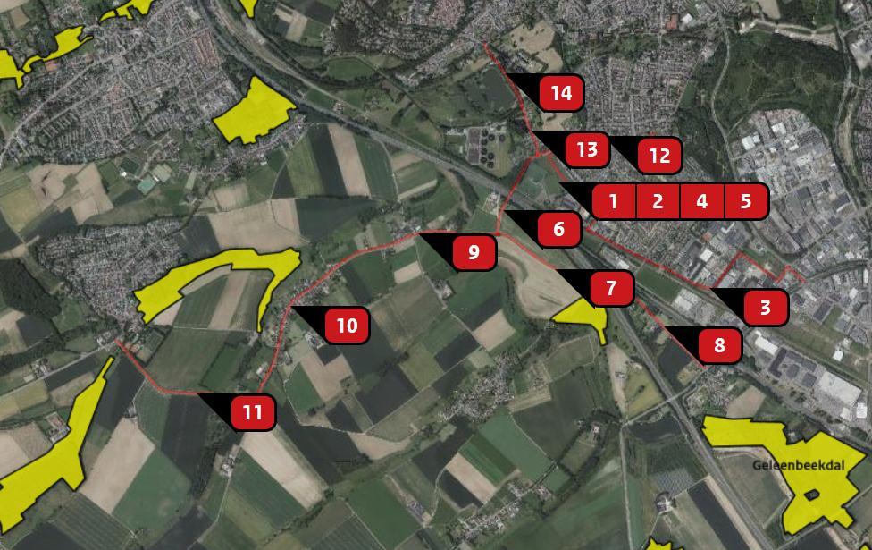 Figuur 1. Gemodelleerde wegvakken rondom de nieuwbouwwoningen in Overbroek. De woningen worden ter plaats van nummer 1 gebouwd.