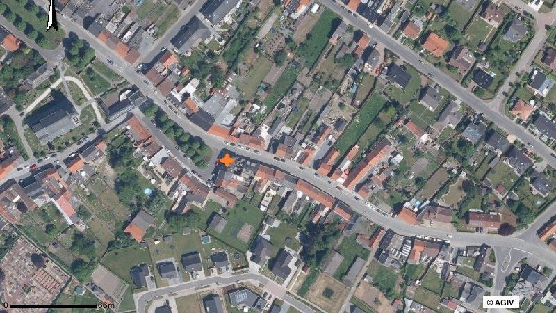 Fig. 2 - Lijnwaadmarkt 48 3. Archeologische gegevens Aan de straatzijde van de Zwijndries zijn geen sporen meer aanwezig door de aanleg van een huiskelder.