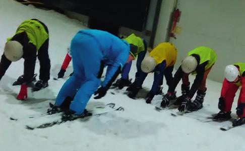 Regionale Skidag voor Tieners 12-18 jaar (1998-2004) 4 november De sportregio Vlaams-Brabantse Ardennen biedt de deelnemers de mogelijkheid om 2 uur