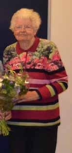 Joop Kormelink overleden Op 2 maart 2016 is ons erelid Joop Kormelink op 92 jarige leeftijd overleden. Vorig jaar hebben wij tijdens de jaarvergadering nog stil gestaan bij haar 75 jarig lidmaatschap.