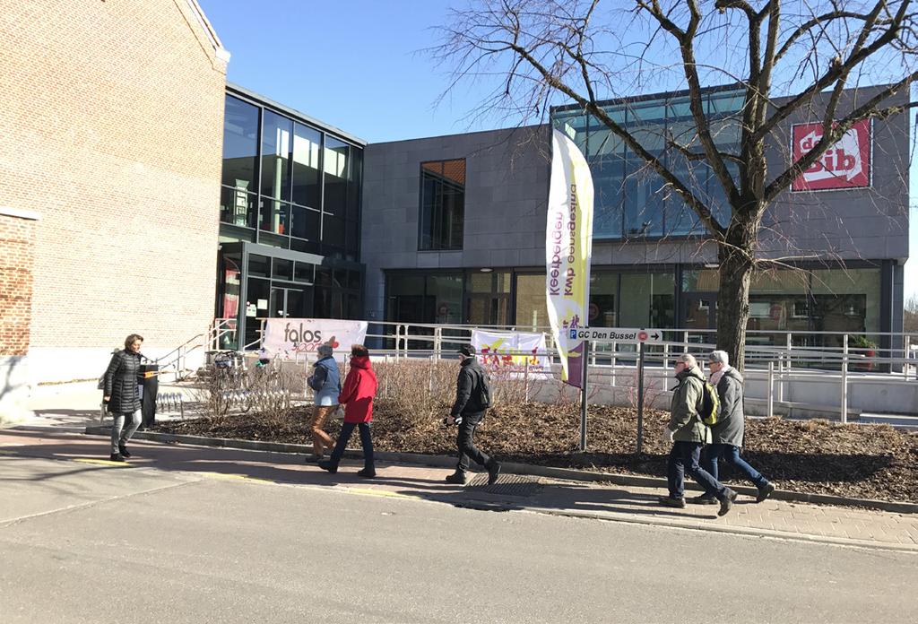 WANDELDAG KWB WANDELDAG ZONDAG 25 FEBRUARI 2018 948 DEELNEMERS EN VELE COMPLIMENTJES. Een stralende zon in combinatie met een snijdende oostenwind zorgde voor mooi wandelweer.