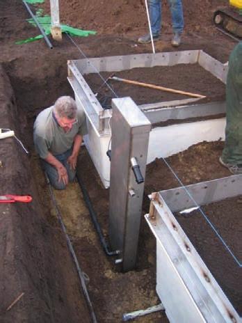 1 Inleiding De algemene doelstelling van het project Glastuinbouw Waterproof - Grondgebonden is systemen te leveren waarmee de gebruiker (teler) in staat gesteld wordt meer inzicht te krijgen in de