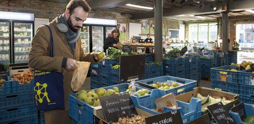 In onze bioshop vind je groenten, fruit, zuivel, brood, vlees, droge voeding