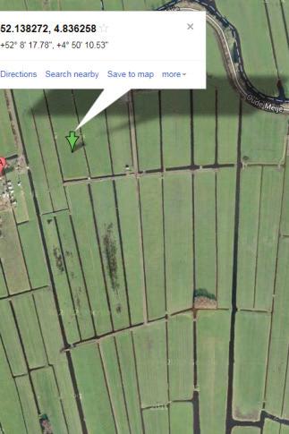 Figuur 5: Zegveld locaties perceel 12 (links) en perceel 3 (rechts) in Google Earth (20130607) Figuur 5: Zegveld locaties perceel 12 (links) en perceel 3 (rechts) in Google Earth (20130607) 3.1.2 Cabauw Voor Cabauw is gerekend voor een perceel dat zo representatief mogelijk is voor de omgeving van de meetmast (Figuur 6).