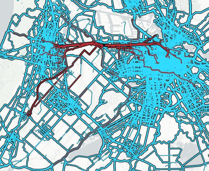 Vanuit het zuiden al of niet via Vijfhuizen naar Halfweg. Ook via Spaarndam komt men in Halfweg. Vandaaruit verder Amsterdam in.