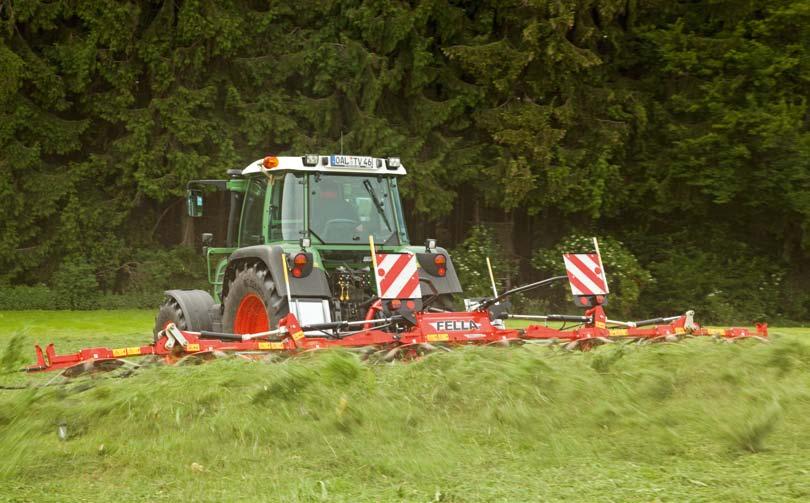 Betrouwbaar wordt beschadiging van de graszode voorkomen doordat de tanden niet in de grond steken.