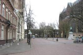4.2 DOMPLEIN (A-zone, 2017) Utrecht verbetert de openbare ruimte volgens een vast stramien.