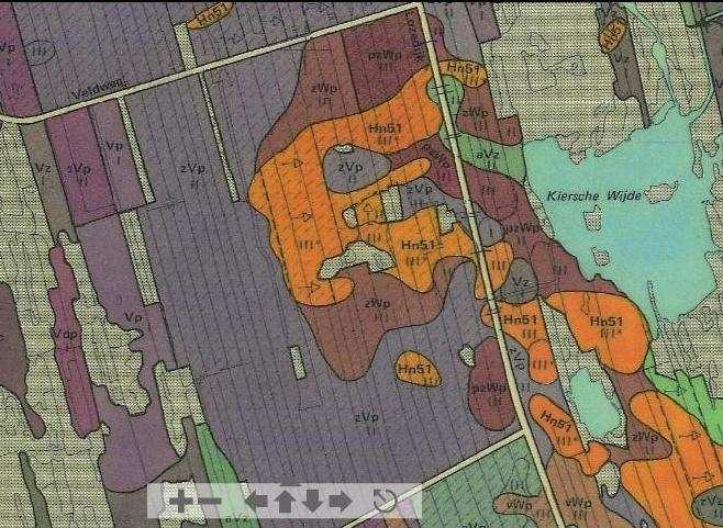 Figuur 1 Fragment van de bodemkaart, schaal 1 : 10 000, ruilverkaveling Giethoorn- Wanneperveen Regionale kwel vanuit het Drents Plateau is verdwenen en de grondwaterstroming is zelfs omgeslagen naar