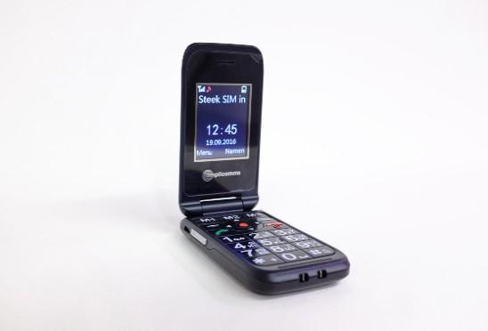 Verkrijgbaar in rood, blauw of zwart naargelang de voorraad. 020002001 GSM Amplicomms Power Tel M6700L. Klaptelefoon, kleurenscherm.