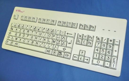020001503 Toetsenbordstickers met brailleschrift voor computer of schrijfmachine, QWERTY.