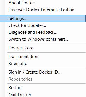 3. Stap: "Docker is now up and running!" a. Wanneer Docker is opgestart, gaat er een statusvenster open met de melding: "Docker is now up and running!" b.