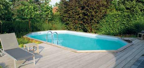 Wanneer u dit zwembad bovengronds of half ingegraven plaatst, komt niet alleen de houten structuur mooi tot zijn recht maar creëert u ook een handige zitrand.
