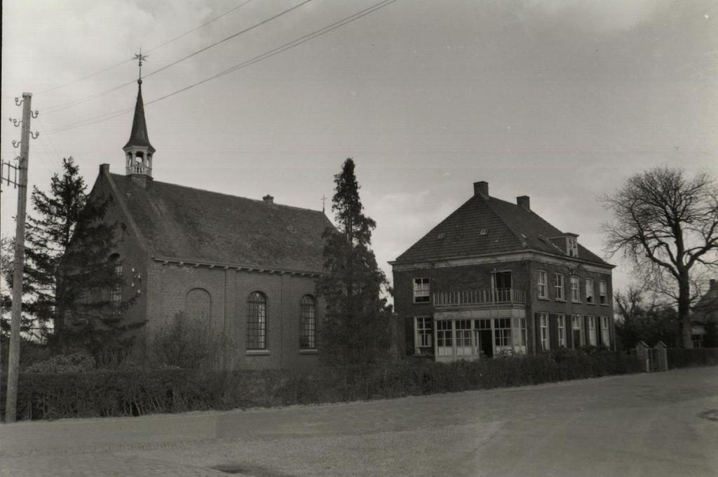 De Hervormde of Protestantse KERK. De onafhankelijke positie van de Heerlijkheid Boxmeer, en het openlijk kunnen belijden van de katholieke godsdienst verschafte Boxmeer een zekere welvaart.