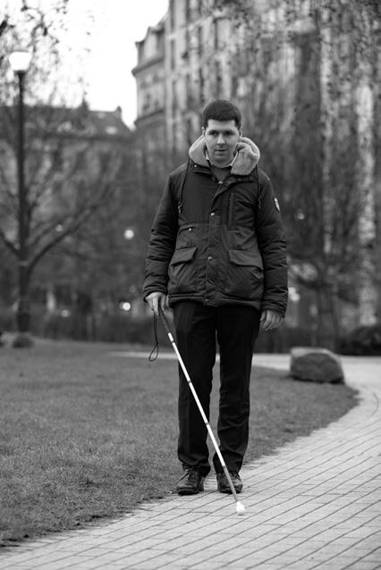 Maxime: Ik woon nog bij mijn moeder en hoop in de nabije toekomst alleen te kunnen gaan wonen. Tot en met het derde middelbaar zat ik op een gewone school en had ik gon-begeleiding.