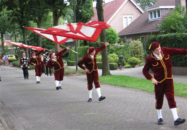 17 juli: Verschieting Willem Laak beker te Esch, georganiseerd door het St. Willebrordusgilde. Deze geweerschietwedstrijd is voor schutters van de 4 gilden, aangesloten bij Bond Haaren en Omstreken.