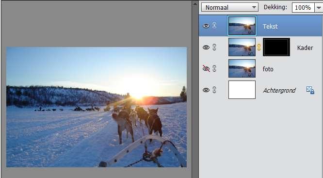 Dupliceer de laag Foto en noem deze laag nu Tekst.