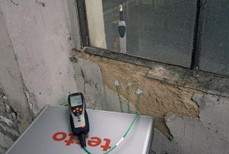 testo 872, testo 875i, testo 885 Probleem: verdenking van een bouwgebrek of leeftijdgerelateerde schade aan de mantel van een gebouw. Oplossing: vaststelling van energieverlies door thermografie.
