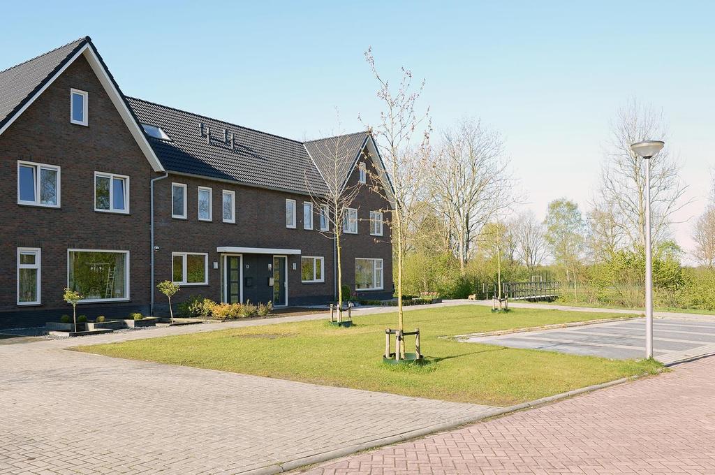 VELDRAAI 12 NIEUWEROORD