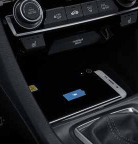 START-STOPKNOP Met smart keyless entry kunt u de autodeuren op slot doen en ontgrendelen en bovendien de motor starten zonder