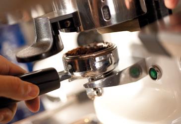PURITY Quell ST 450 600 1200 Technologie Capaciteit 1 bij een carbonaathardheid van 10 dh Koffie-/espresso-/vendingmachines (bypassinstelling 40 %) Decarbonisatie 4.217 l 7.207 l 13.