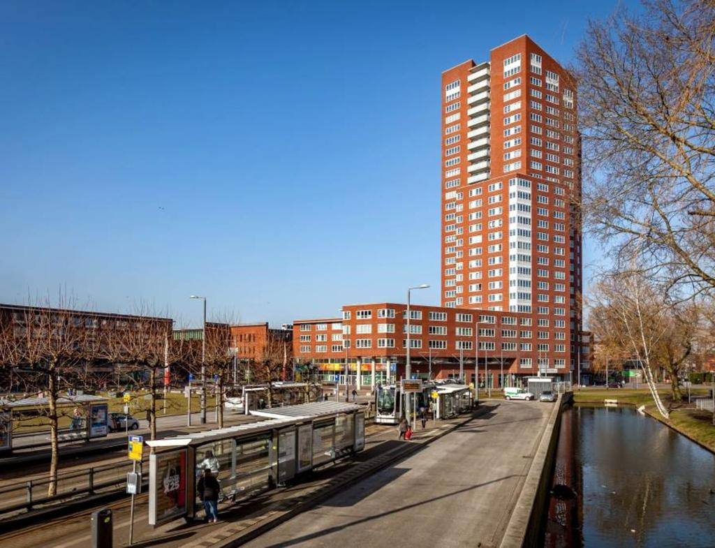 Prinsenwaard 10-16 te Rotterdam Centrumplan IJsselmonde Gebouw II Kantoorruimte circa