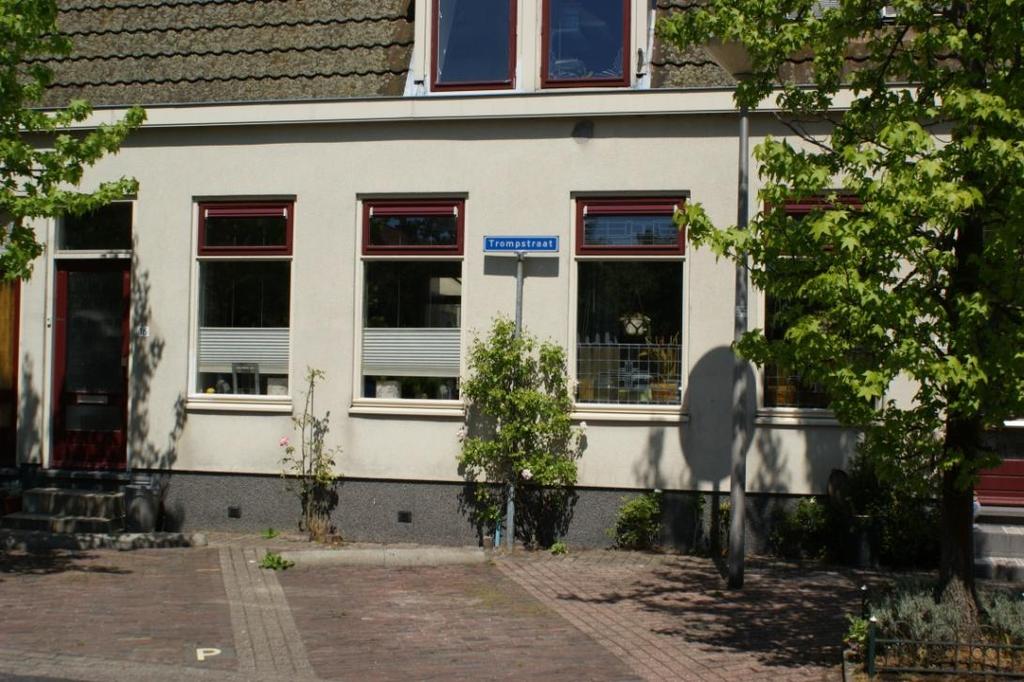 BEWONERSCOMMISSIES Een cruciale rol in de belangenbehartiging spelen de bewonerscommissies van huurders in appartementencomplexen en van huurwoningen in woonwijken.