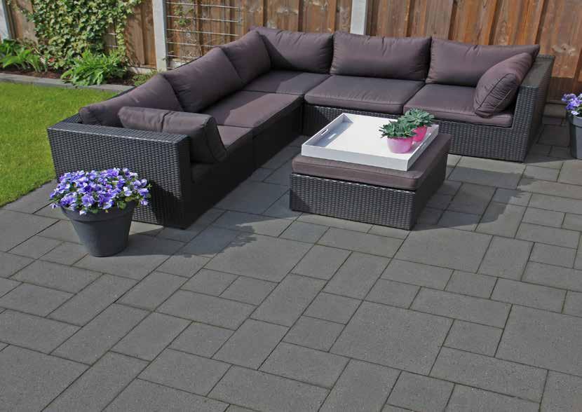 Strackstone Ecotop Strackstone Ecotop Antraciet Strackstone Ecotop is strakke bestrating, zonder facet, mét kleurechte deklaag. Dankzij een hydrofobeermiddel zijn de stenen water- en vuilafstotend.