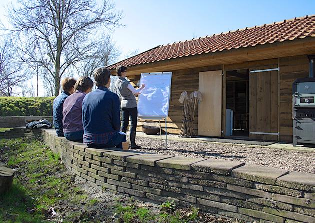 De Groene Belevenis is een gepassioneerd producent, adviseur, uitvoerder, ondersteuner, verbinder, en activator op het gebied van duurzaamheid.